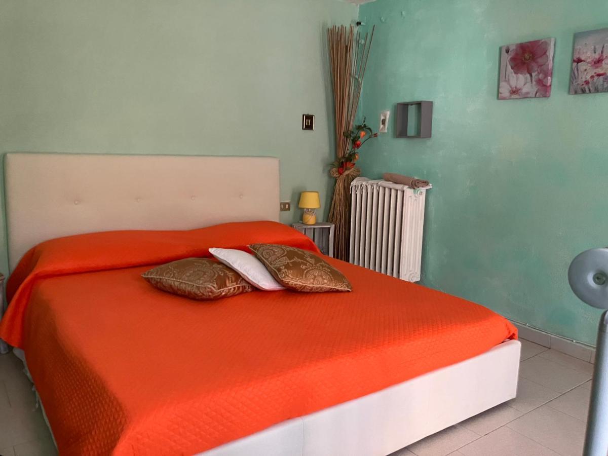 La Casetta Di Lory Apartment Biassa ภายนอก รูปภาพ