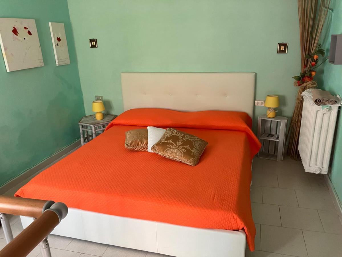 La Casetta Di Lory Apartment Biassa ภายนอก รูปภาพ